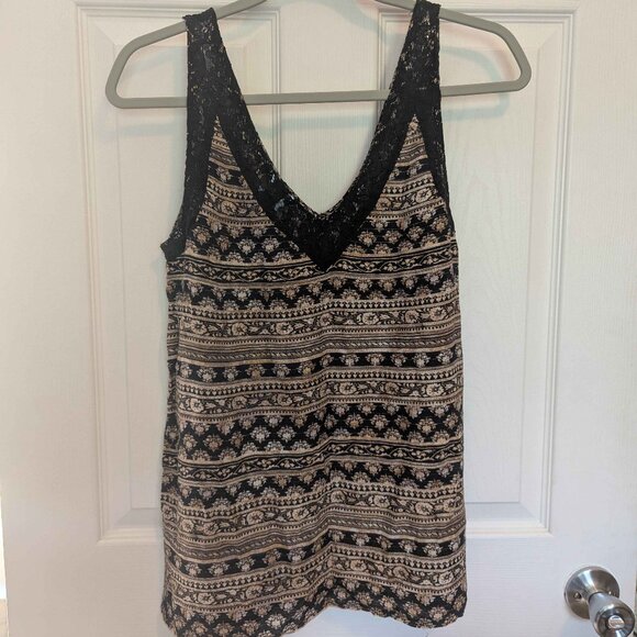 Daytrip Size Small Black & Gold Floral Designs w/ Black Laced Collar/Straps - Picture 1 of 2
